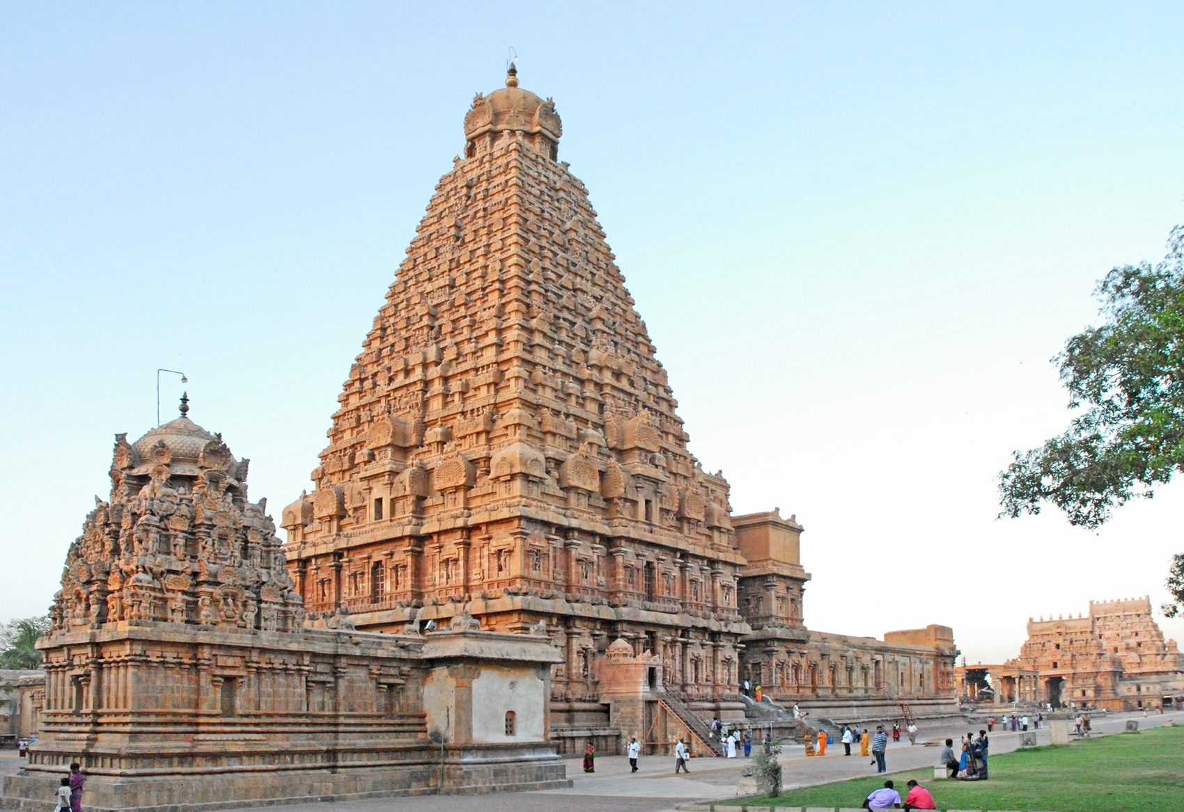 brihadishwara temple
