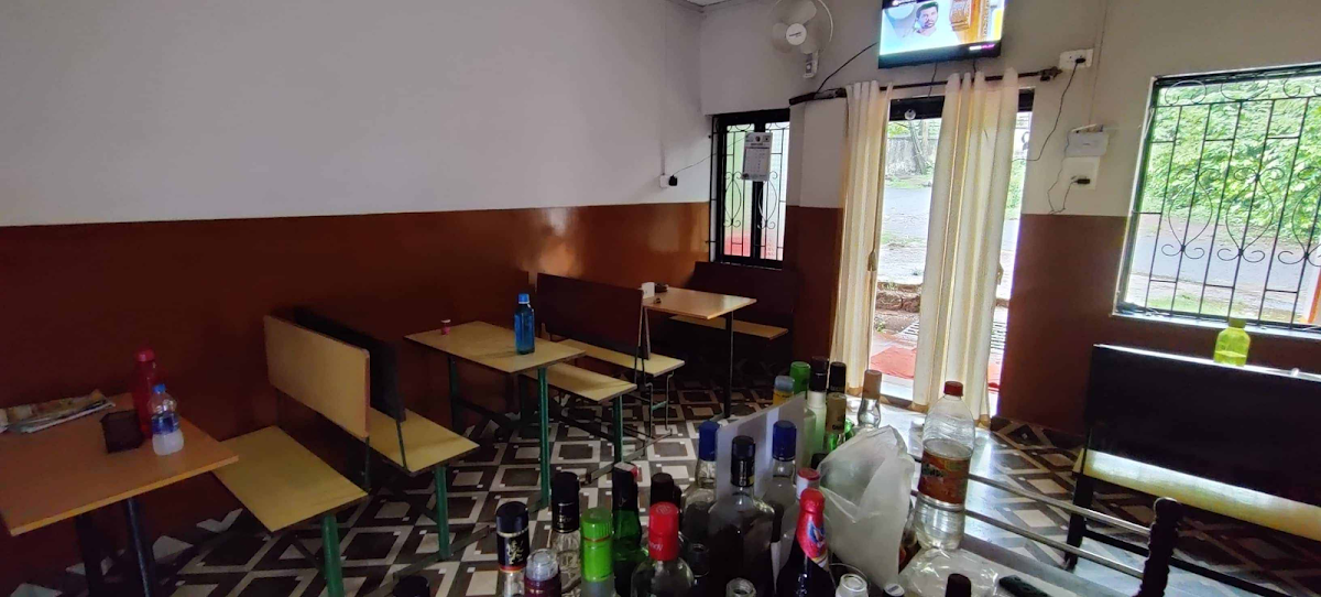 sunny bar restaurant