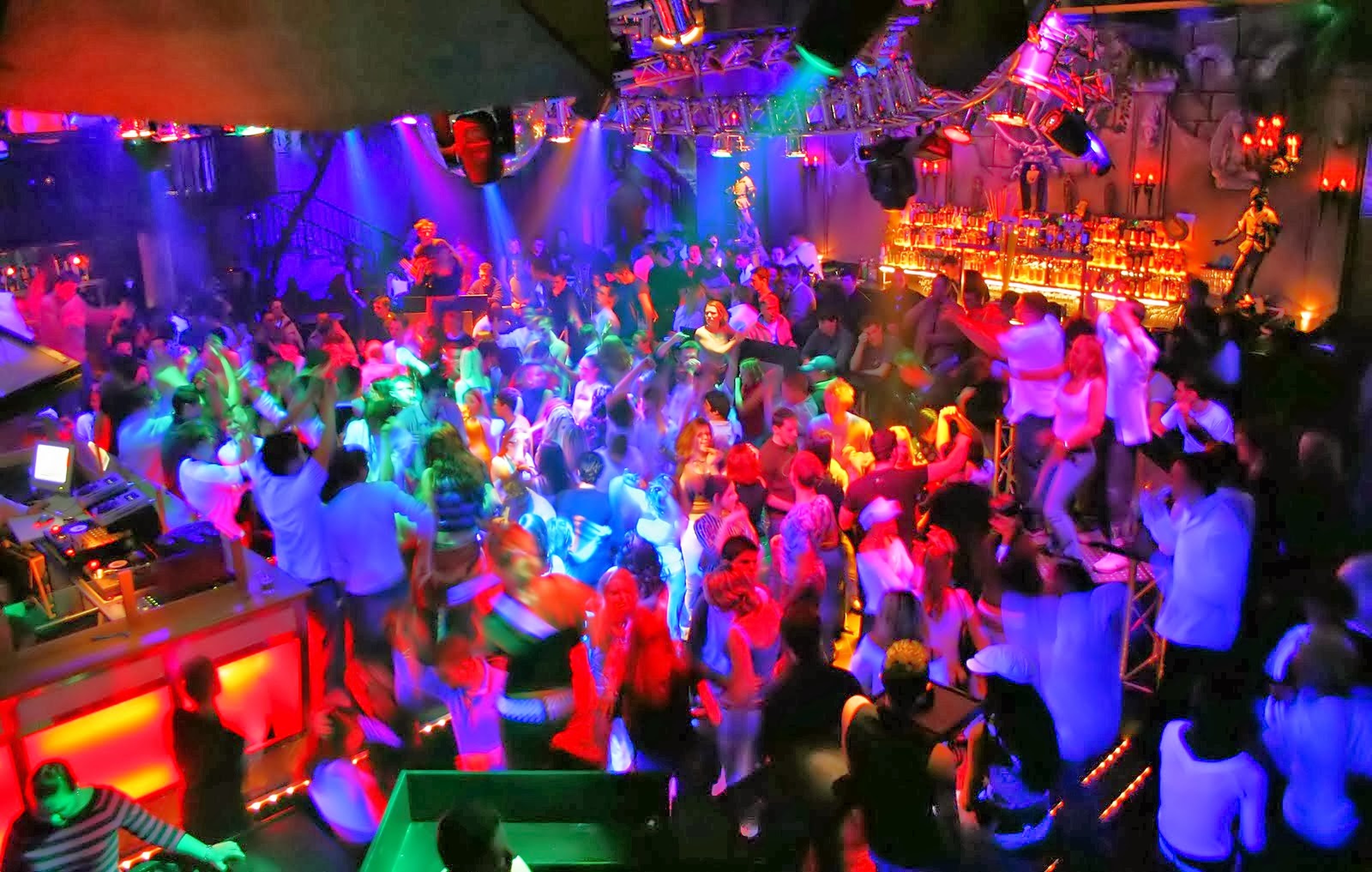 Club Tito’s Бага