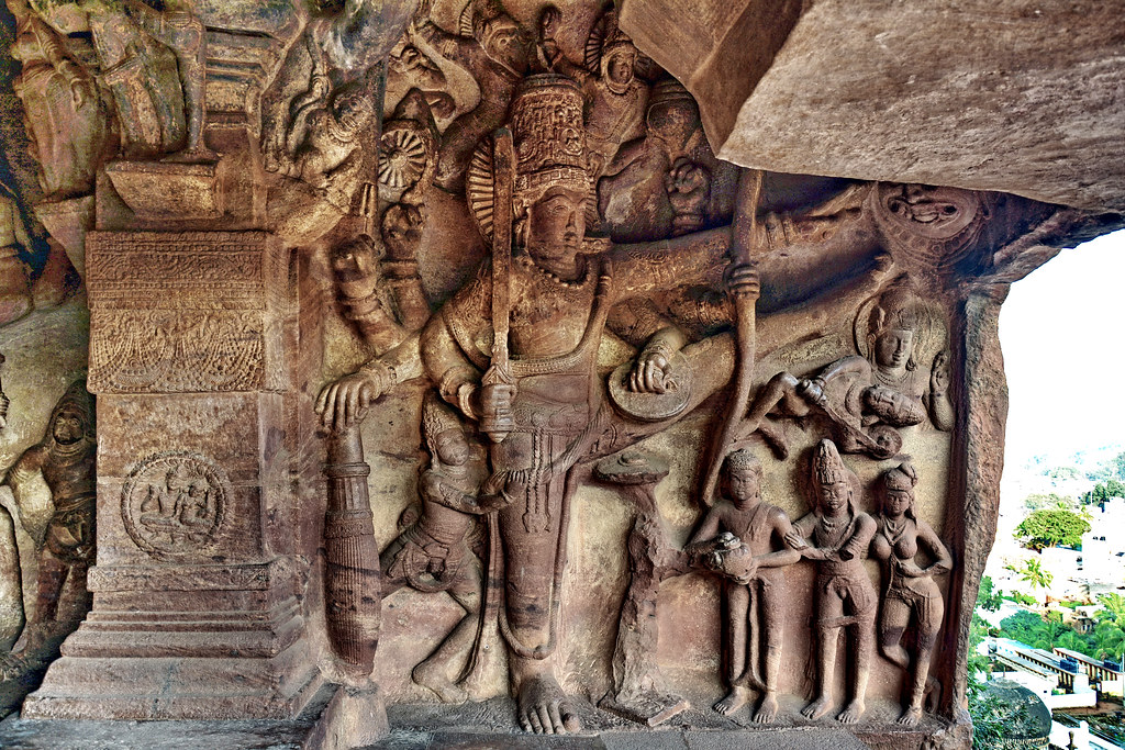 vishnu cave badami